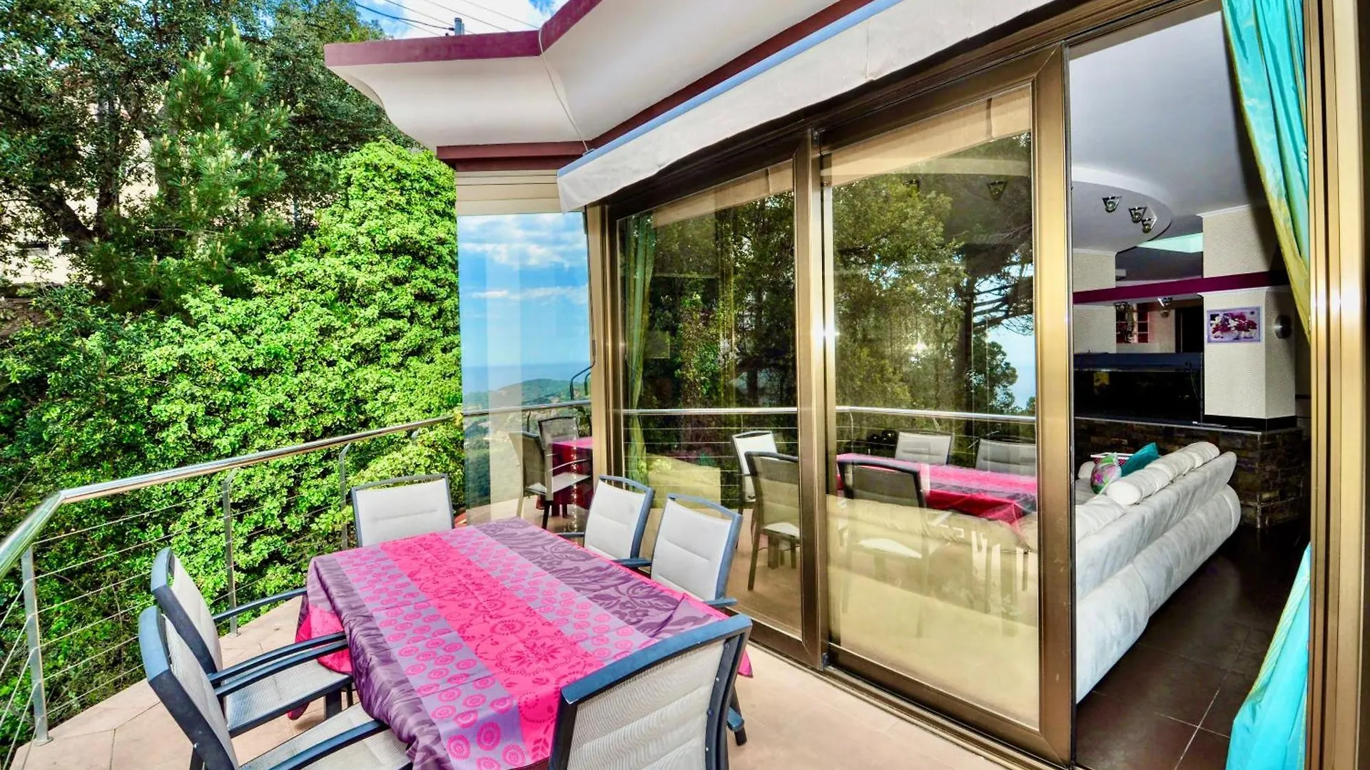 V&V Lloret- Villa Luxury Lloret de Mar