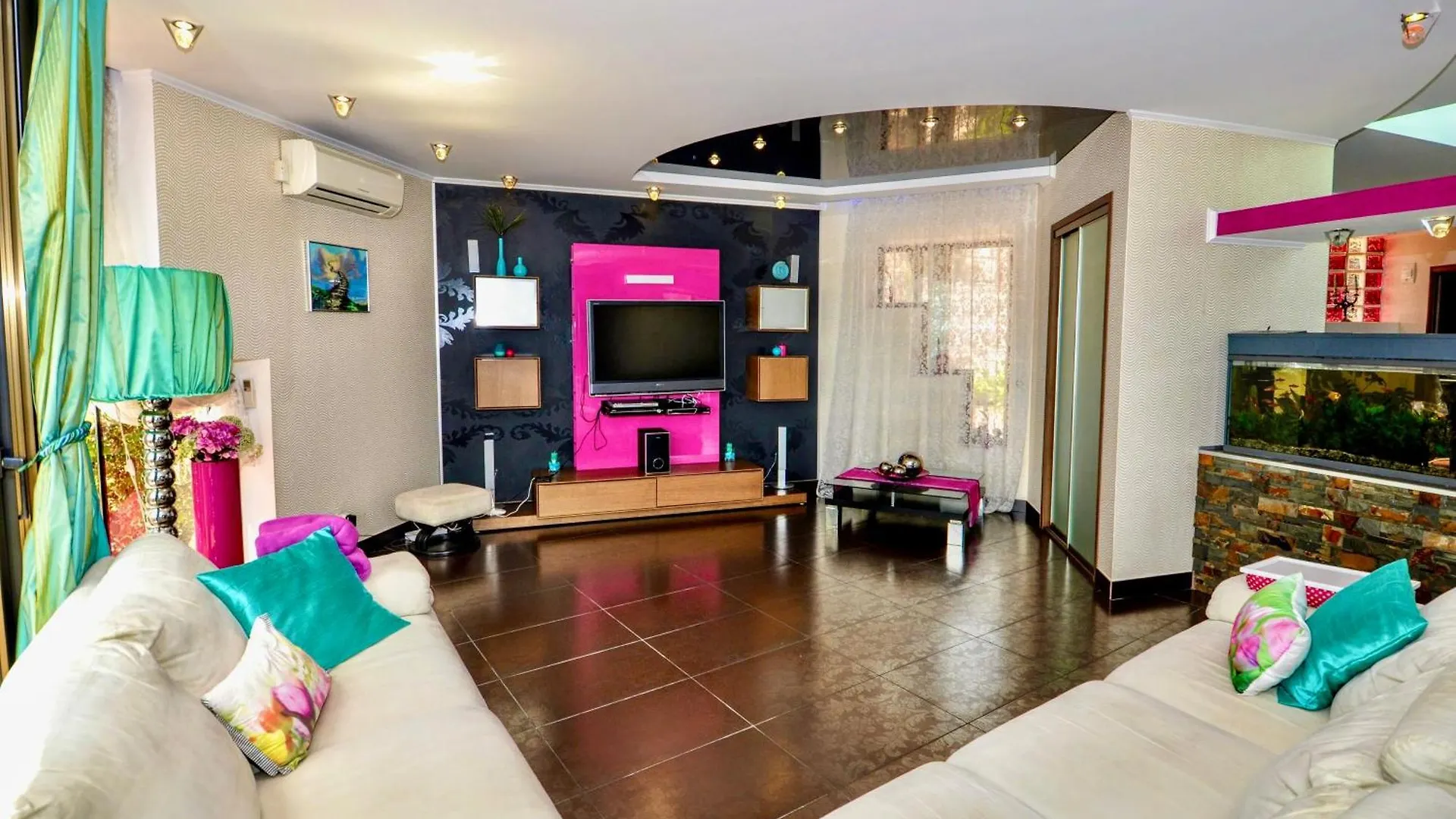 V&V Lloret- Villa Luxury Lloret de Mar